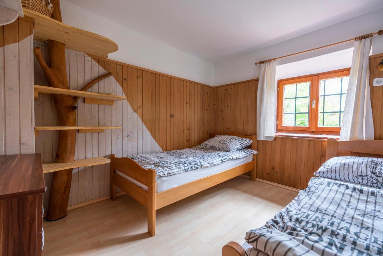 Holiday Home Srednja Vas Средня-Вас-в-Бохиню Экстерьер фото