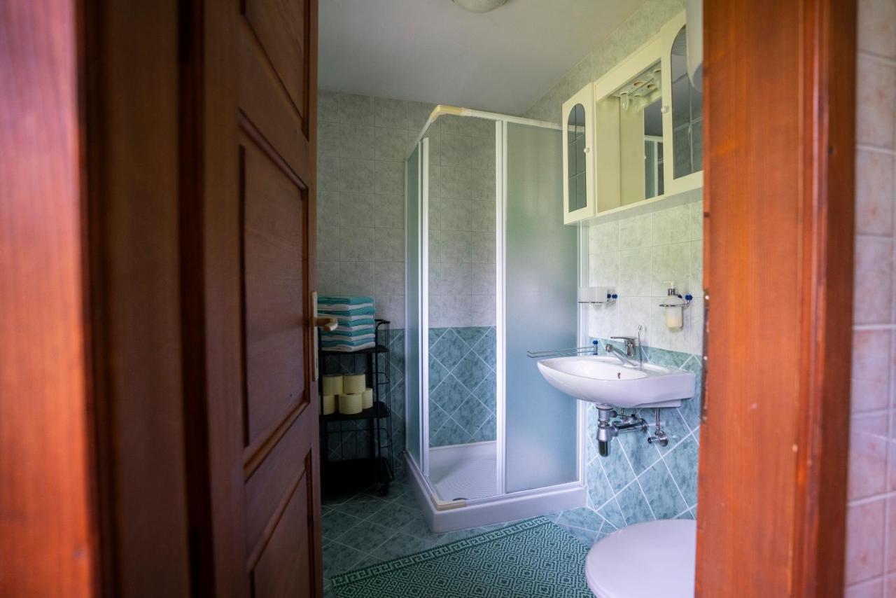 Holiday Home Srednja Vas Средня-Вас-в-Бохиню Экстерьер фото